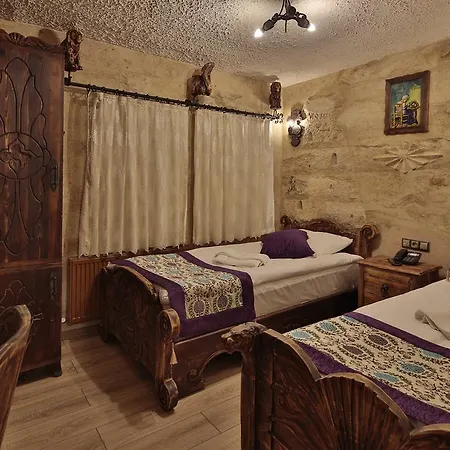 Old Town Stone House 4* Γκόρεμε
