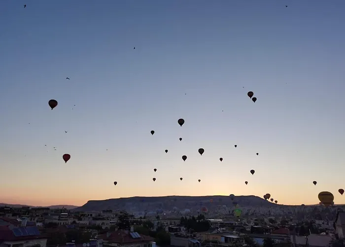 Old Town Stone House Отель Гореме