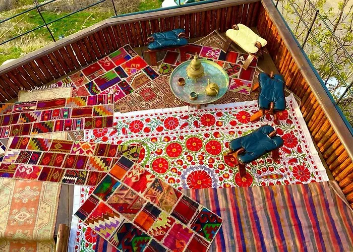 Old Town Stone House 4*