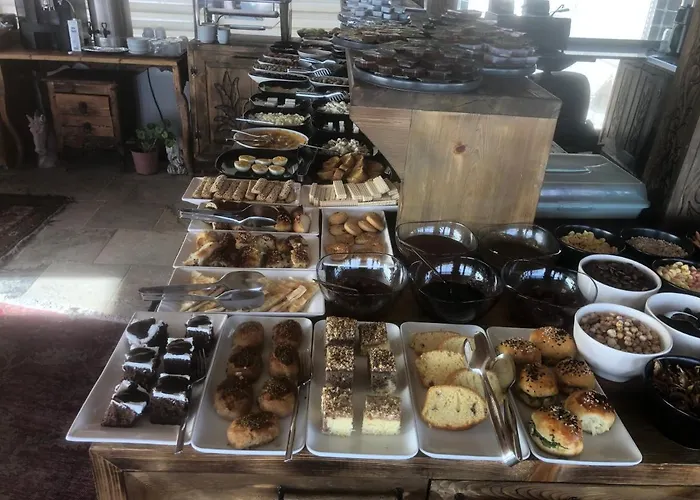 Old Town Stone House 4*